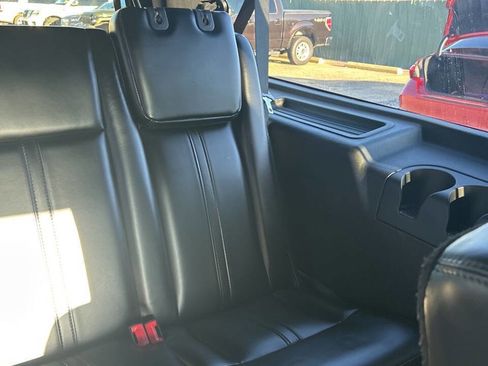 Used 2017 Lincoln Navigator L Select image 15