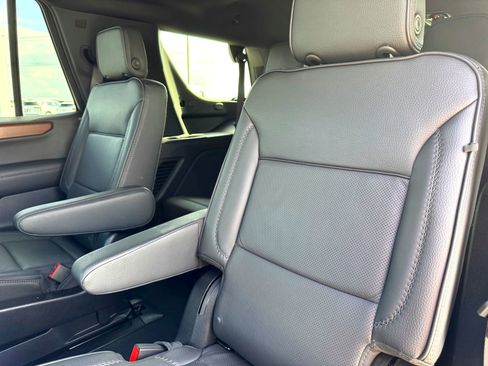 Used 2025 GMC Yukon Denali image 20