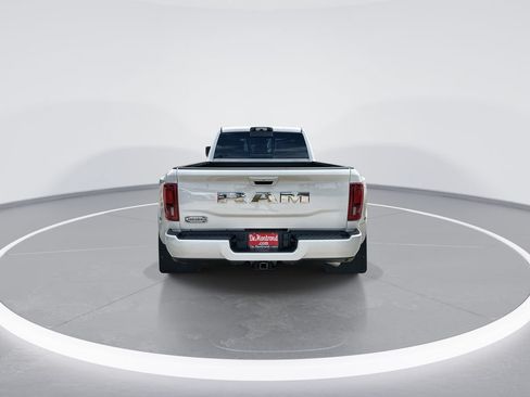 Used 2026 RAM 3500 Longhorn AWD/4WD image 7