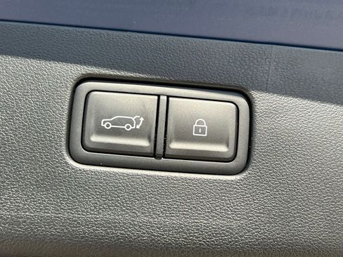 New 2026 Hyundai Ioniq 9 Limited image 16