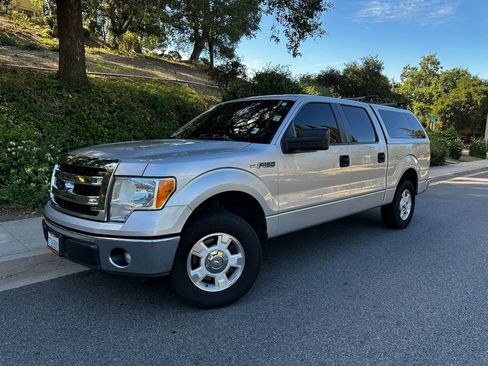 Used 2013 Ford F150 XLT image 1