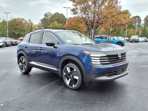 New 2026 Nissan Kicks SR image 1