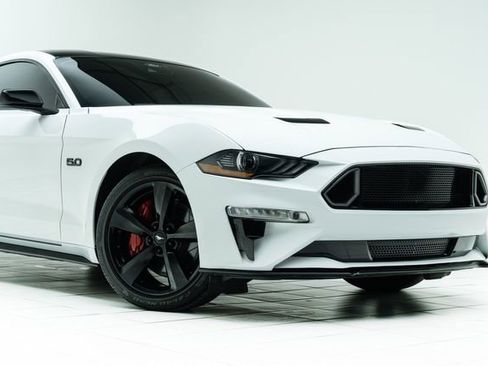 Used 2021 Ford Mustang GT Premium w/ Black Accent Package image 4
