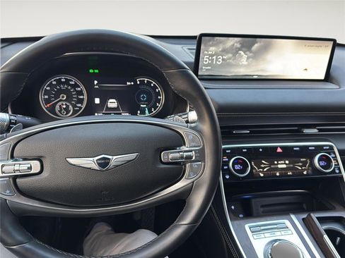 Used 2023 Genesis GV80 2.5T image 17