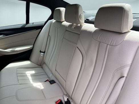 Certified 2023 BMW 530i xDrive w/ Premium Package AWD/4WD image 27