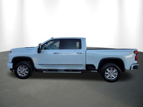 New 2026 Chevrolet Silverado 2500 High Country w/ Technology Package AWD/4WD image 4
