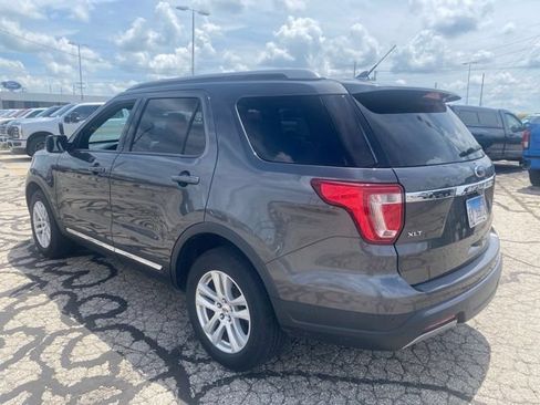 Used 2019 Ford Explorer XLT w/ Equipment Group 201A AWD/4WD image 6