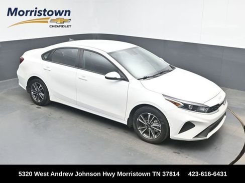 Used 2023 Kia Forte LXS w/ LXS Technology Package FWD image 1