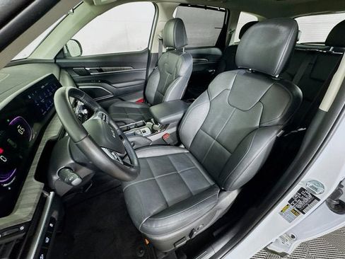 Certified 2025 Kia Telluride EX image 22