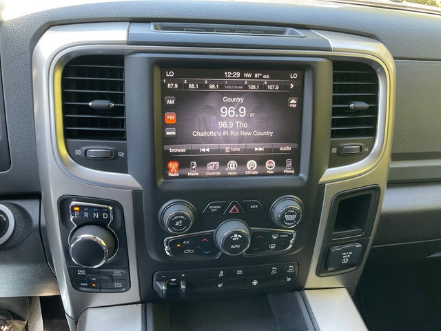 Used 2017 RAM 1500 Big Horn AWD/4WD image 19