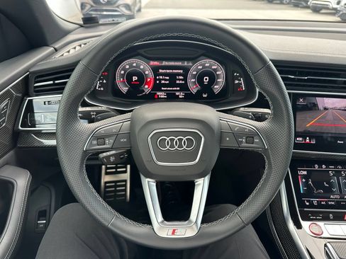 Used 2023 Audi SQ8 Premium Plus AWD/4WD image 3