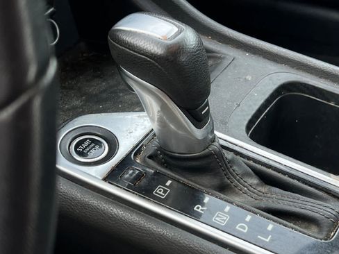 Used 2021 Nissan Sentra SV image 22