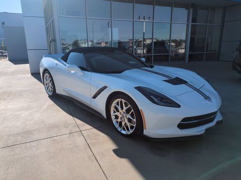 Used 2016 Chevrolet Corvette Stingray Convertible w/ 3LT Preferred Equipment Group RWD image 7