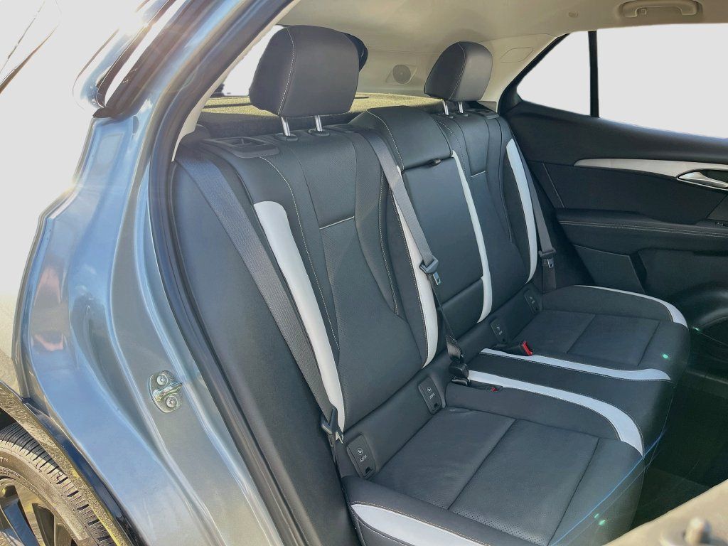 Used 2025 Buick Envision Sport Touring AWD/4WD image 27