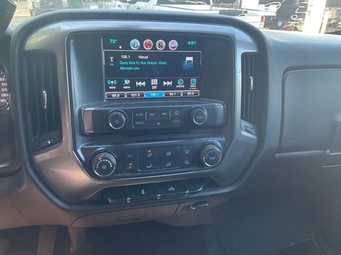 Used 2018 Chevrolet Silverado 1500 LT w/ Trailering Package AWD/4WD image 23