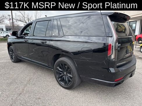 Used 2022 Cadillac Escalade ESV Sport Platinum w/ Heavy-Duty Trailer Package image 11