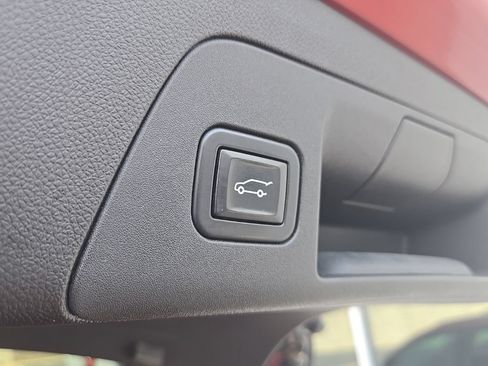 Used 2021 Buick Envision Preferred AWD/4WD image 35