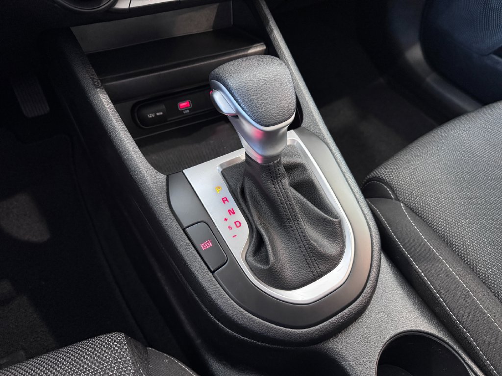 Used 2024 Kia Forte LXS w/ LXS Technology Package FWD image 20