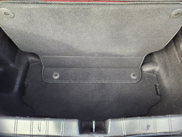 Used 2018 Chevrolet Camaro LT RWD image 33