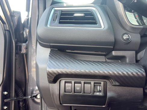 Used 2025 Subaru Ascent Premium AWD/4WD image 19