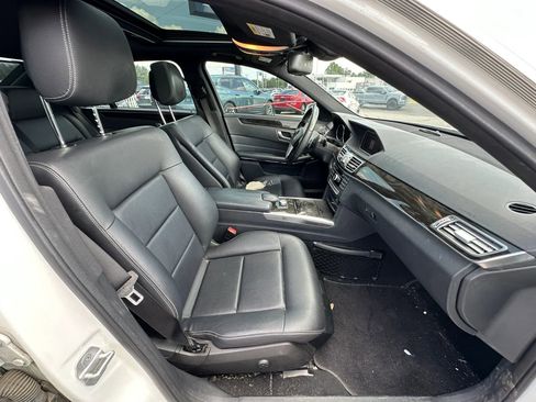 Used 2014 Mercedes-Benz E 350 Sedan image 13