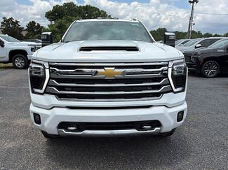 New 2026 Chevrolet Silverado 2500 High Country w/ High Country Premium Package AWD/4WD video 2