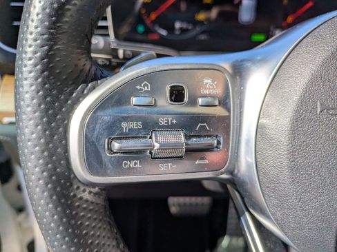 Used 2022 Mercedes-Benz GLE 450 4MATIC image 17