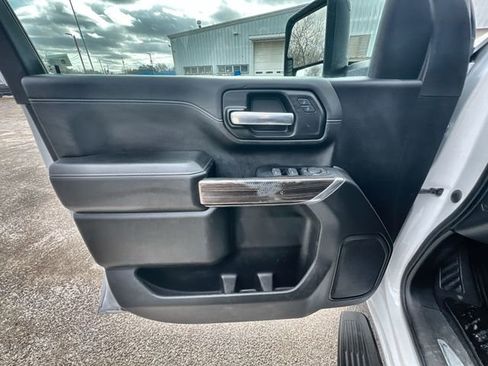 Used 2023 Chevrolet Silverado 2500 LT image 20