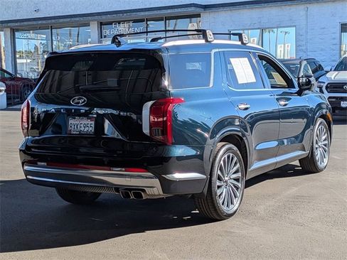 Used 2023 Hyundai Palisade Calligraphy image 4