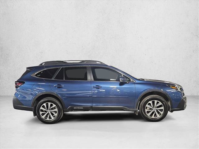 Used 2022 Subaru Outback Premium AWD/4WD image 4