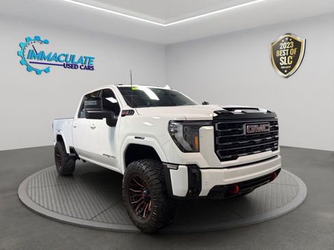 Used 2025 GMC Sierra 3500 AT4 w/ Technology Package AWD/4WD image 7