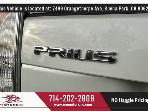 Used 2015 Toyota Prius Four FWD image 57