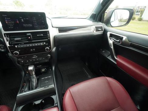 Used 2023 Lexus GX 460 Premium image 15