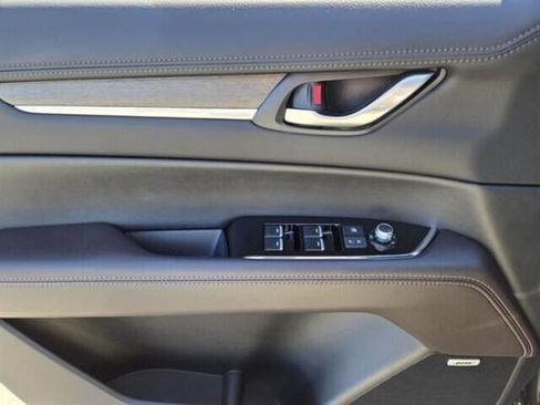 Certified 2025 MAZDA CX-5 Signature image 24