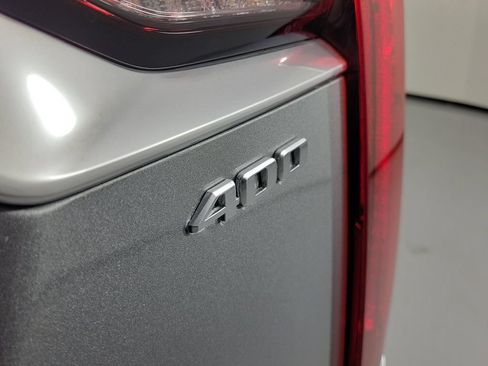 Certified 2023 Cadillac XT6 Premium Luxury w/ Platinum Package FWD image 6