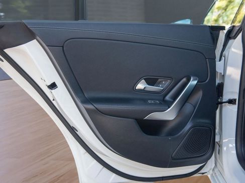 Used 2022 Mercedes-Benz CLA 250 image 28