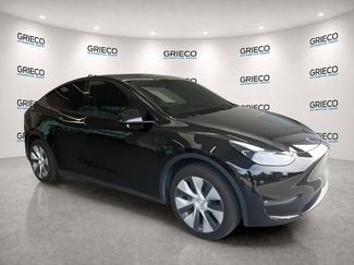 Used 2023 Tesla Model Y 2WD video 1