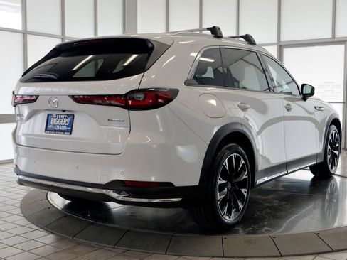 Certified 2024 MAZDA CX-90 Plug-In Hybrid w/ Premium Pkg image 8