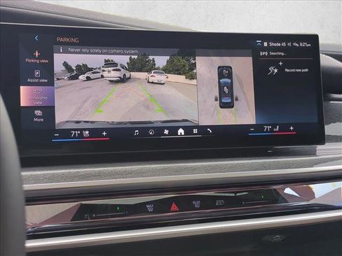 Used 2024 BMW 760i xDrive w/ Premium Package 2 AWD/4WD image 14