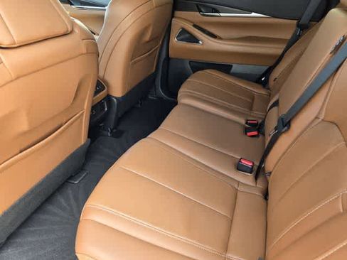 Certified 2023 INFINITI QX60 Sensory w/ Vision Package image 12