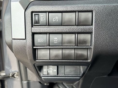 Used 2025 Toyota Tacoma SR5 image 23