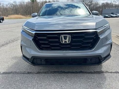 Used 2023 Honda CR-V EX-L image 3