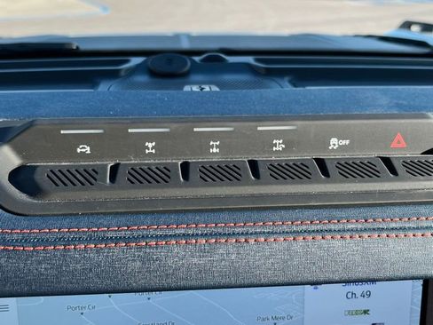 New 2025 Ford Bronco Raptor image 17