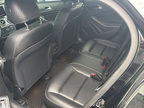 Certified 2016 Mercedes-Benz GLA 250 4MATIC image 13