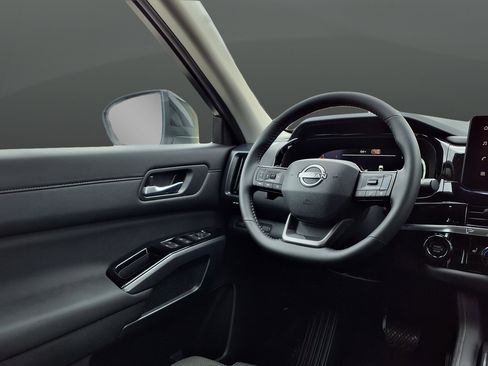 New 2026 Nissan Pathfinder SL AWD/4WD image 17