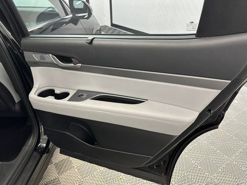 Certified 2023 Hyundai Palisade SEL w/ Premium Package AWD/4WD image 18