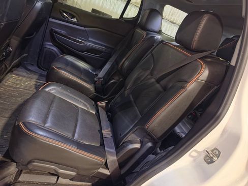 Used 2021 GMC Acadia AT4 w/ Preferred Package AWD/4WD image 7