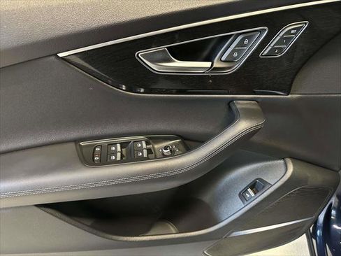 Used 2025 Audi Q7 3.0T Premium Plus w/ Premium Plus Package image 16