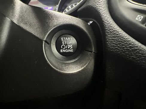 Used 2020 Jeep Compass Latitude w/ Cold Weather Group AWD/4WD image 25