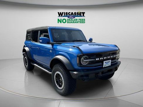 New 2024 Ford Bronco Outer Banks w/ Sasquatch Package image 14